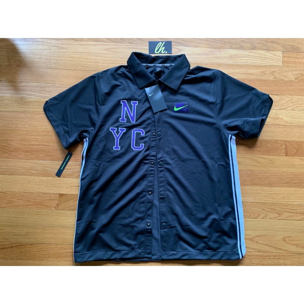 Mens L Nike NY Court Challenge Tennis NYC Button Down CJ3300-045